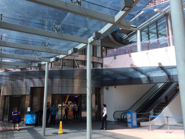 マカティ Century City Mall